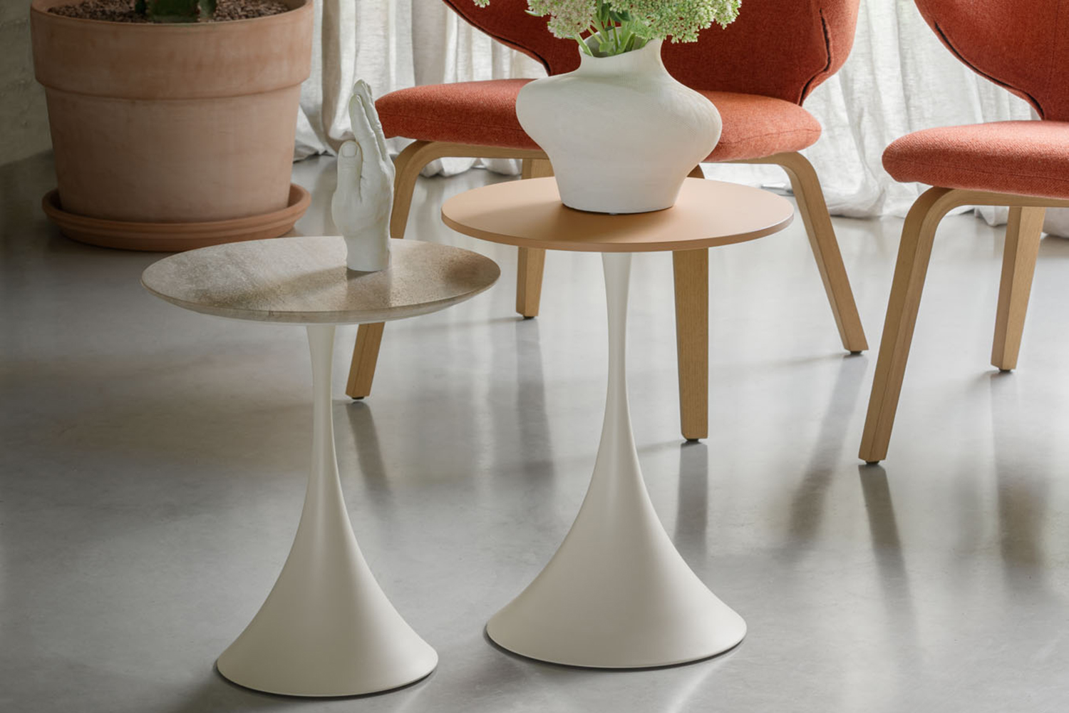 Leo Coffee Table