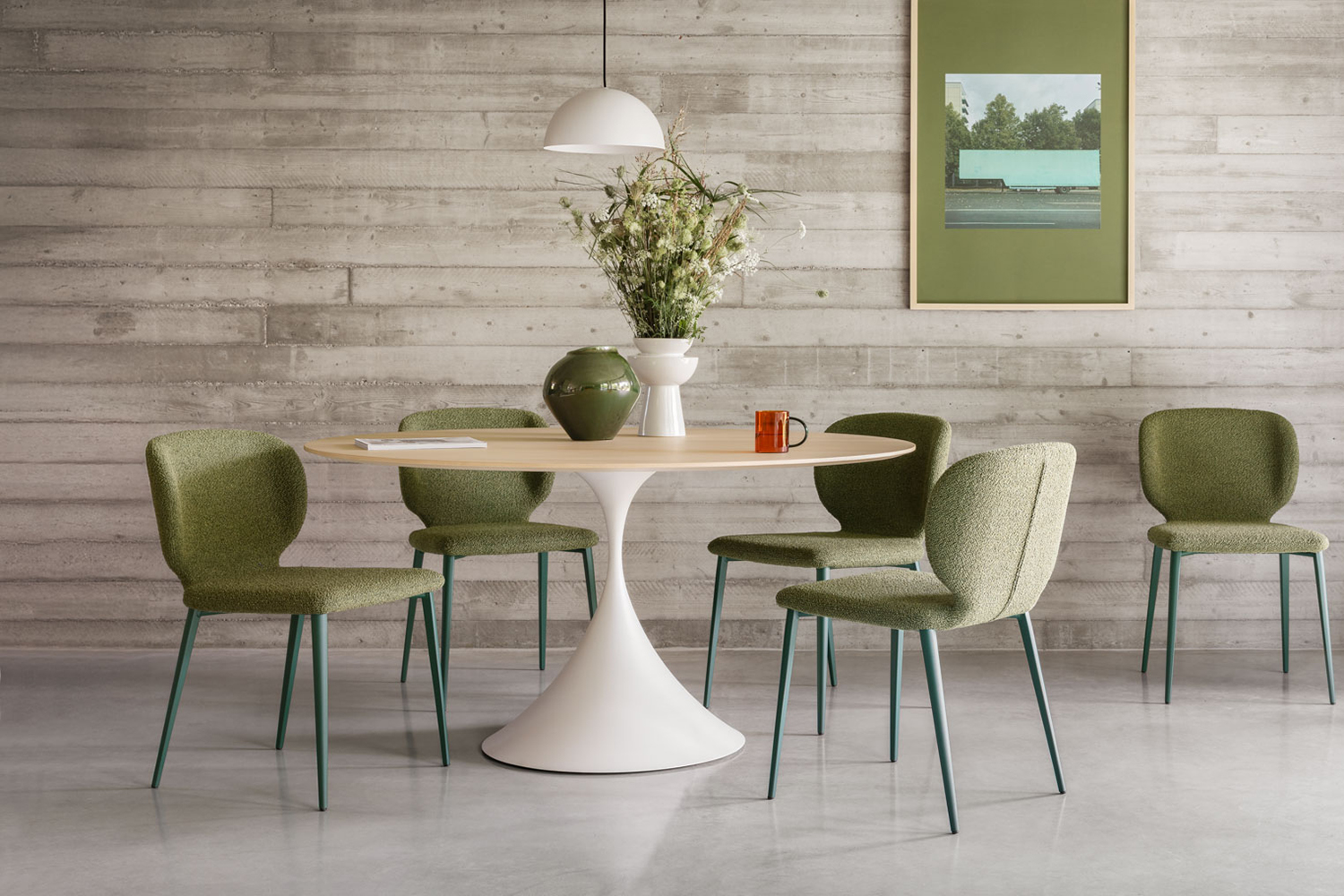 Leo Dining Table