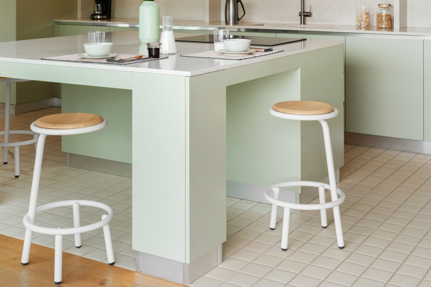 Less Bar Stool