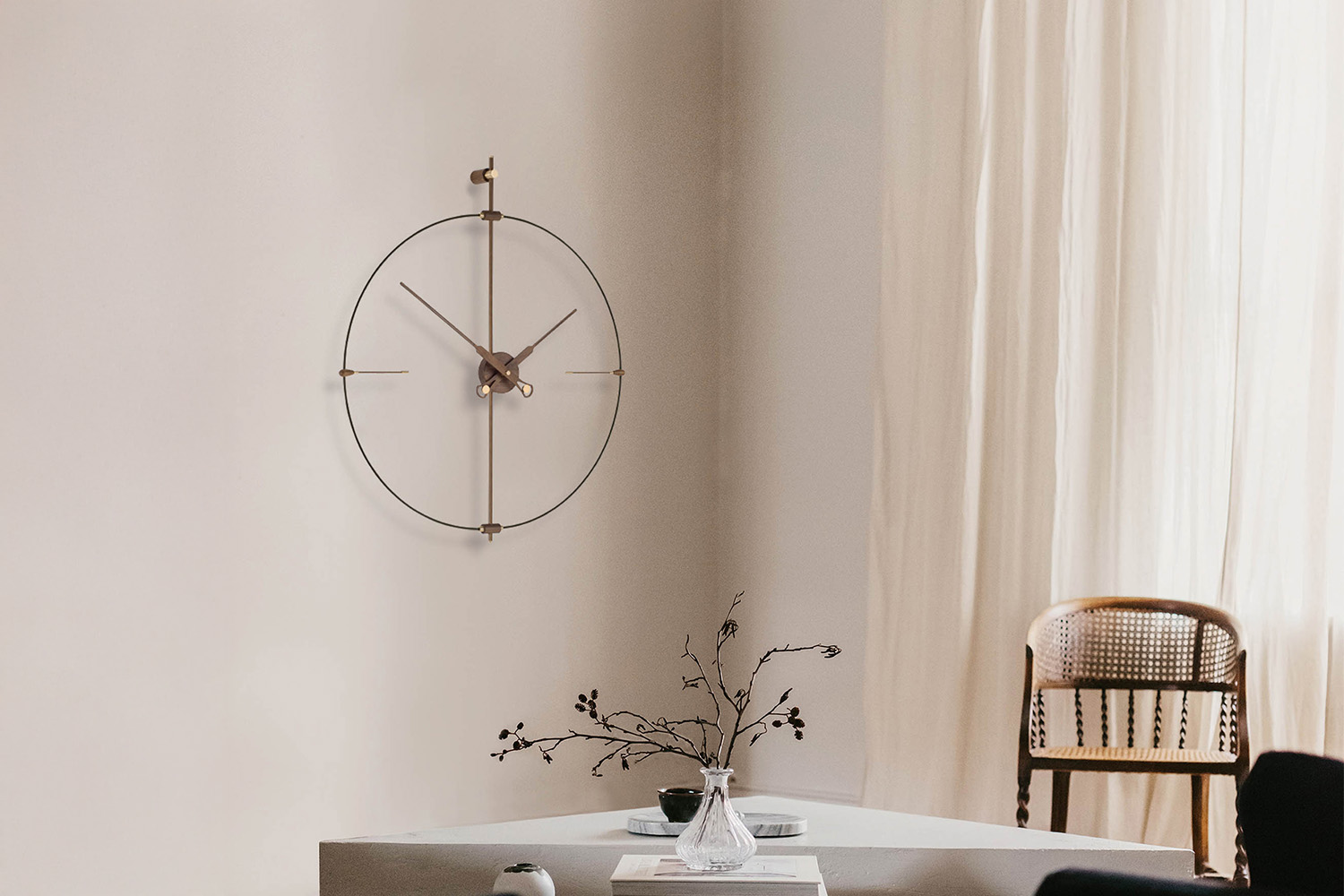 Mini Bilbao Premium Clock