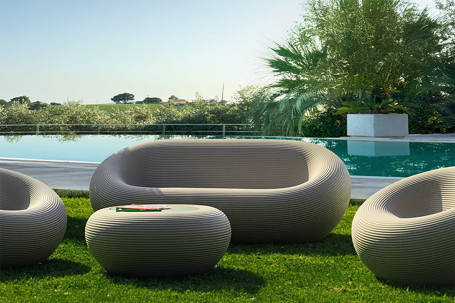 Nami Sofa