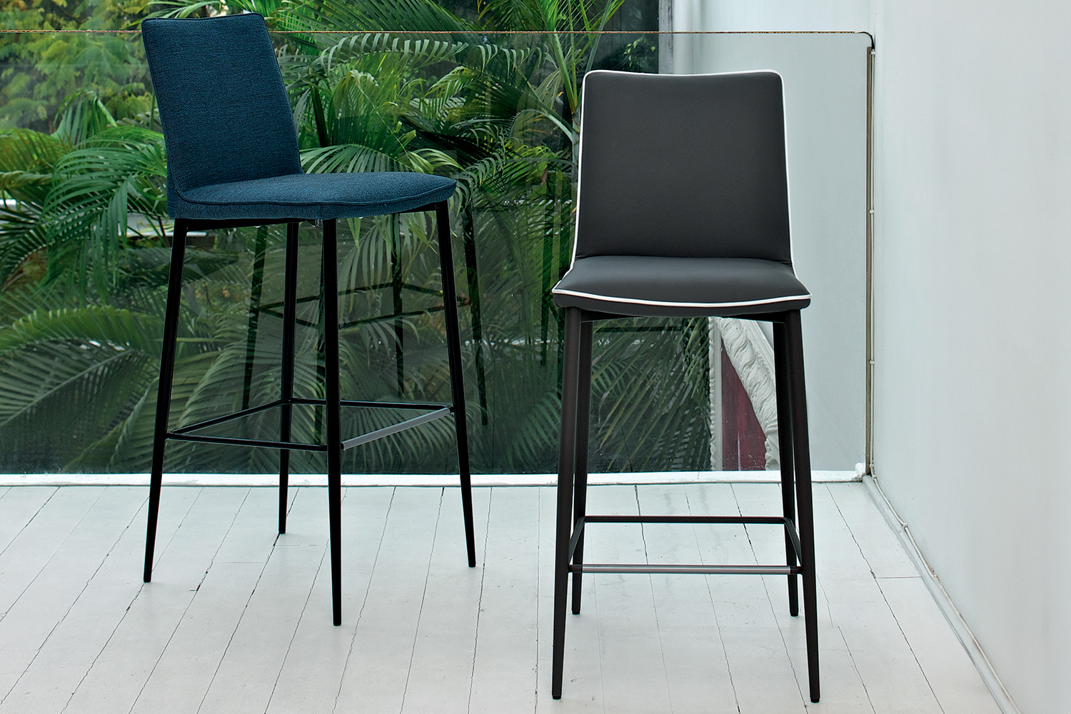 Nata Bar Stool