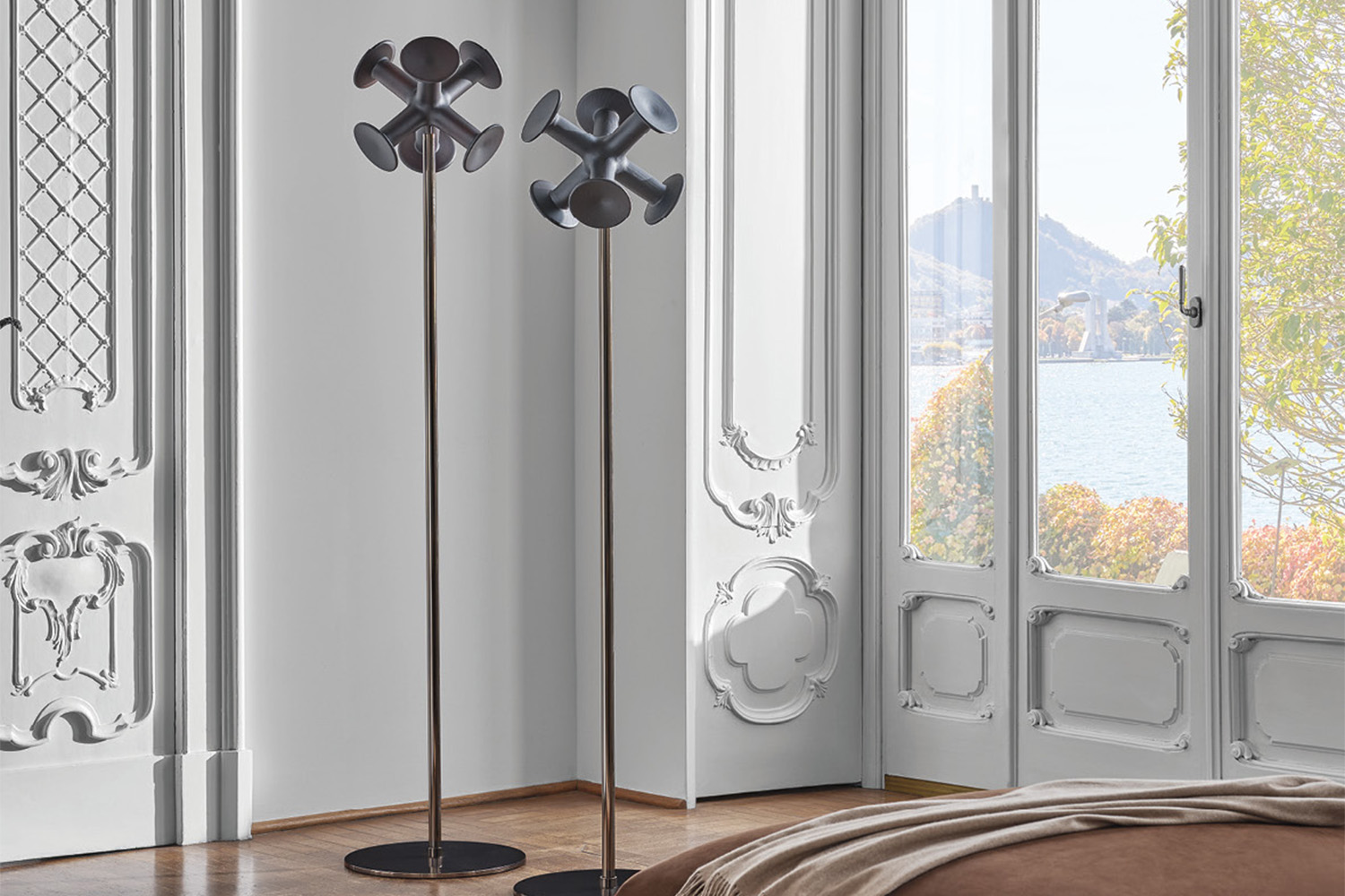 Nodo Coat Rack