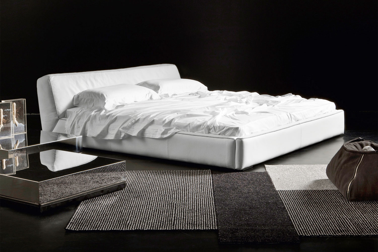 Oxer Night Bed