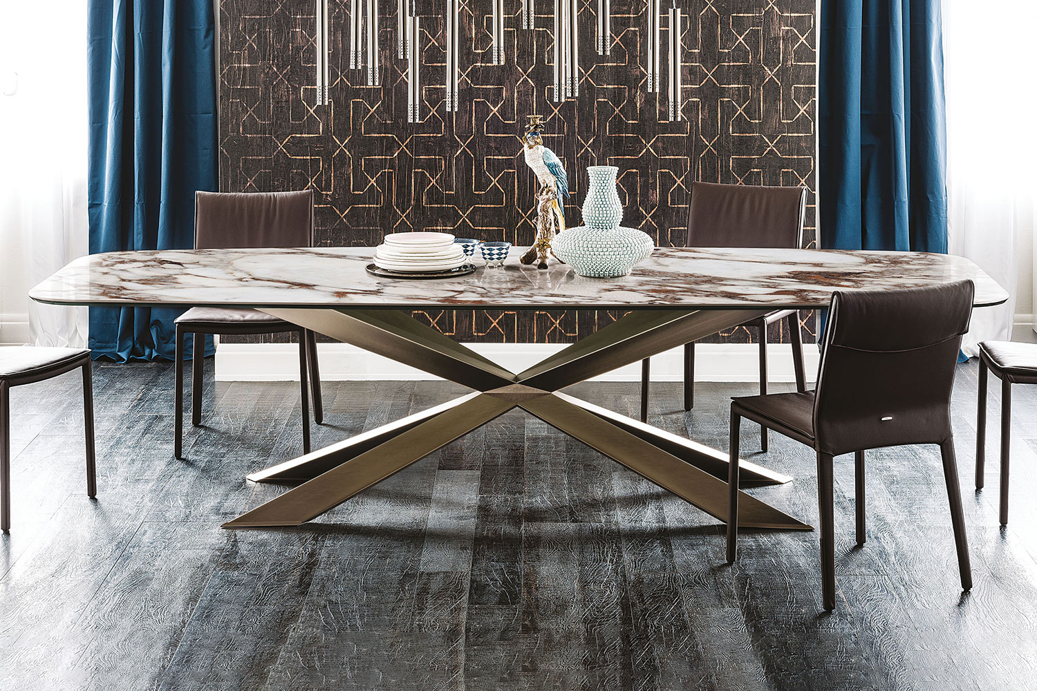 Spyder Keramik Dining Table