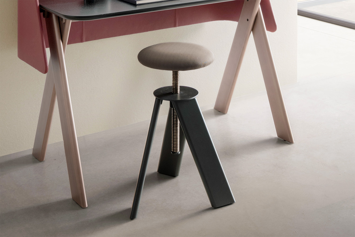 Squid Stool