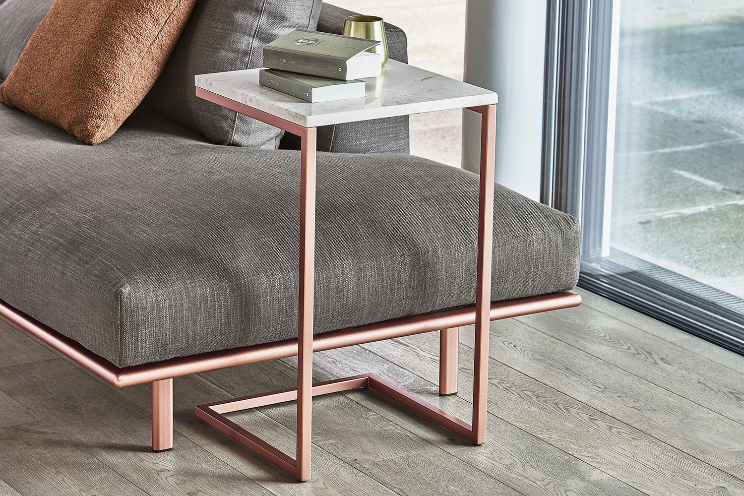 Tower End Table by Bontempi Casa | room service 360°