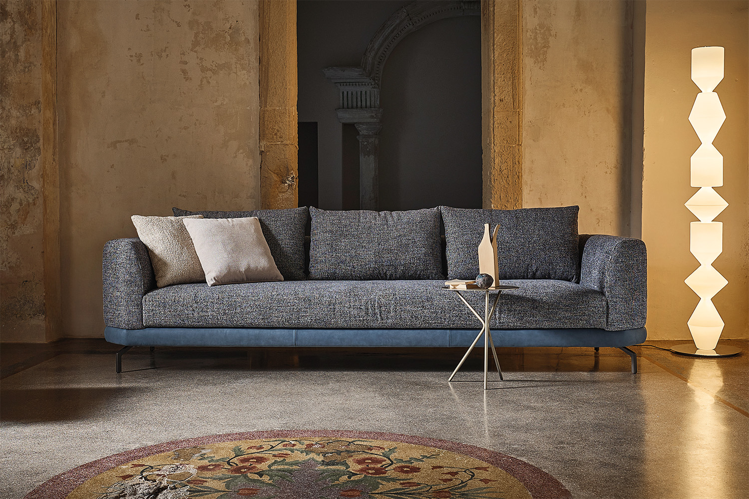 Treasure Sofa