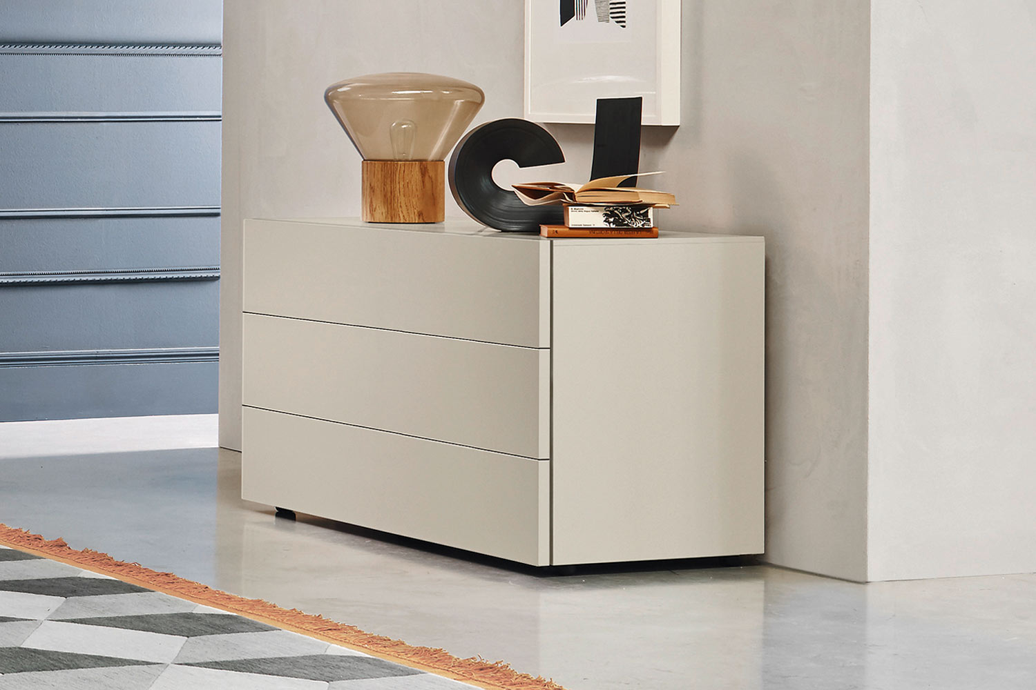 Valeo Dresser