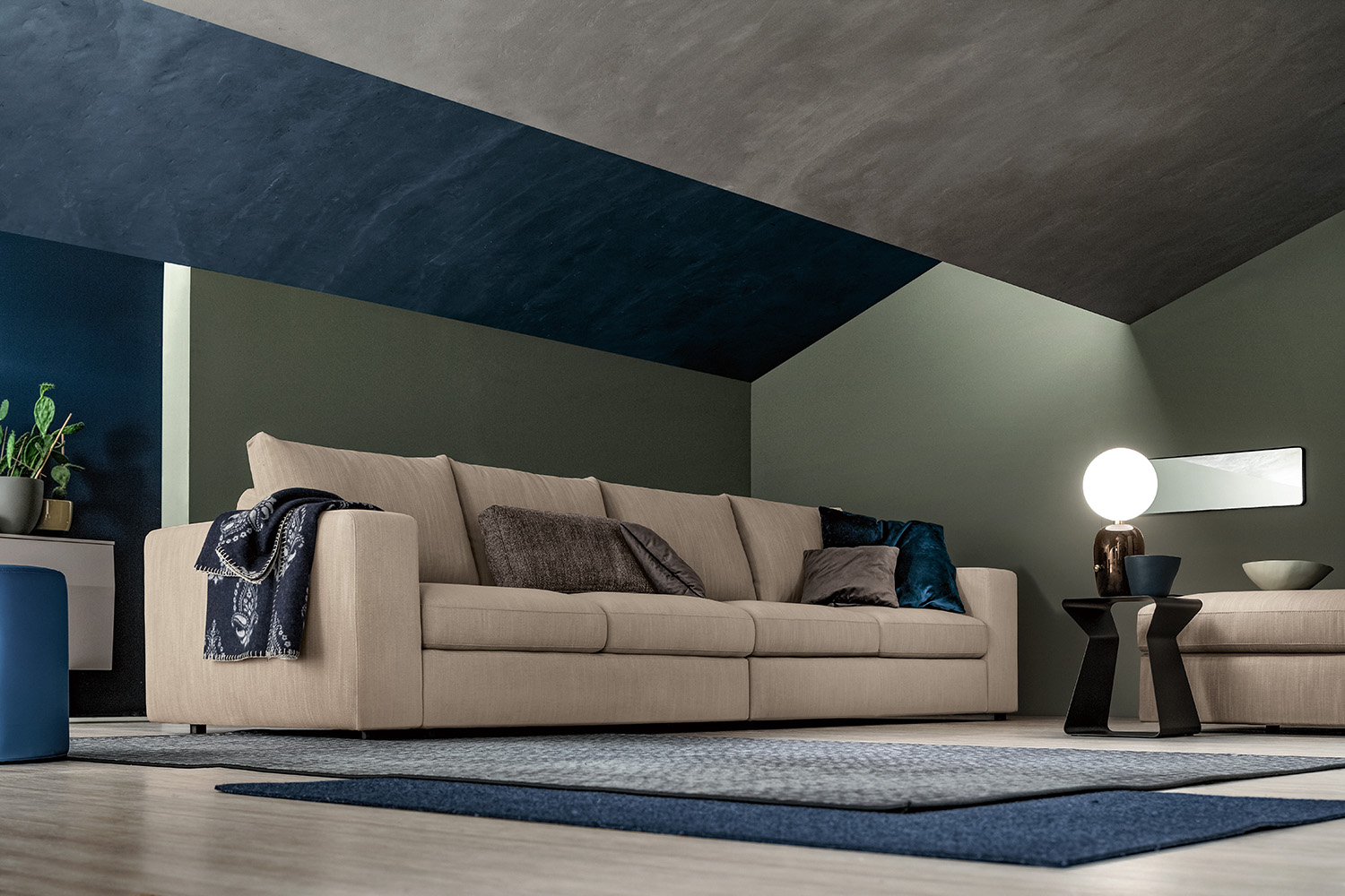 Zenit Plus Sofa
